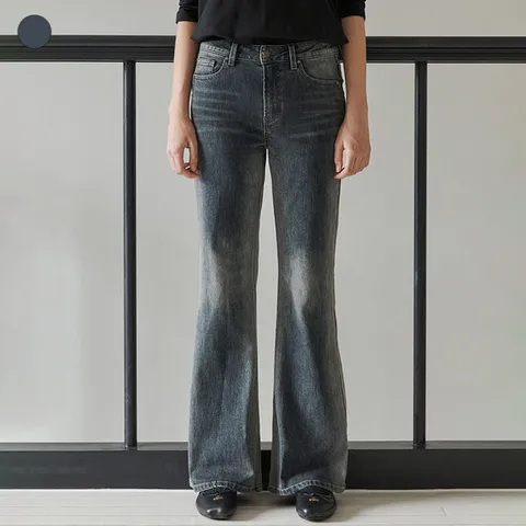 [ 롯데백화점 ][게스]여성 브러쉬 포인트 인디고 플레어 부츠컷 청바지 OP3D5307