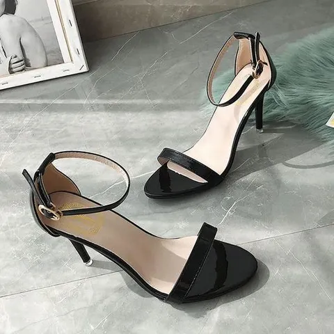 [잇백잇슈] 스트랩하이힐샌들 심플 단정 스타일리시