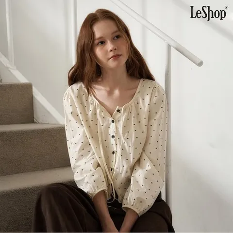 택가 59,000원 [르샵]도트 프릴 리본 블라우스(DP3BA068A)