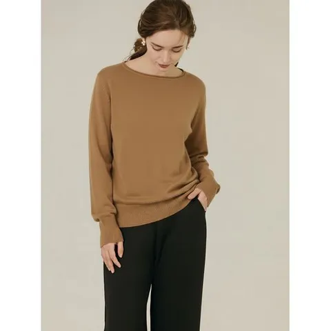 [막스까르띠지오]간절기 얇은 라운드 니트