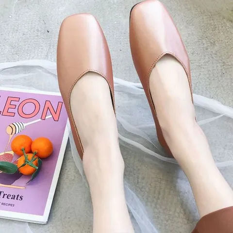 클래식 유광 여름 플랫 슈즈 단화 데일리 여자 신발 뮬 슬링백 여성단화 여성플랫슈즈 블로퍼 여성로퍼 슬립온 플랫슈즈 신발 젤리슈즈 단화 슬리퍼