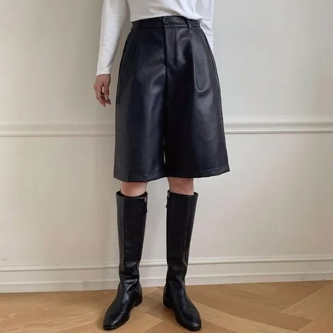 여성 가을 겨울 뒷밴딩 레자 가죽 버뮤다 팬츠 레더 반바지 PN0645S