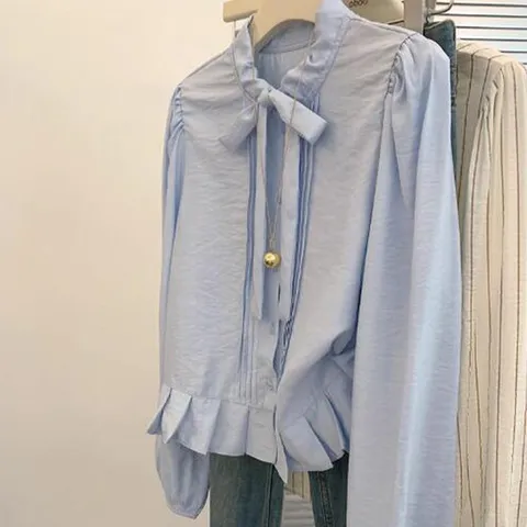 [아리엘스타일]리본타이 프릴디테일 데일리룩 다브로블라우스