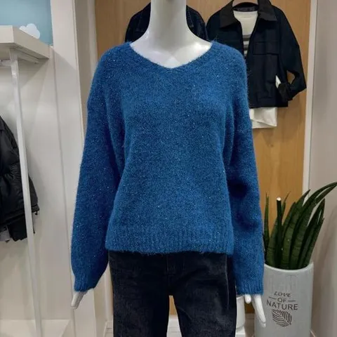 클리지 DP01 브이 넥 펄 그라데이션 니트 CP8WKT15