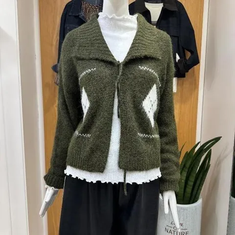 클리지 DP01 아가일 빅카라 케이프 니트 CP8WKC09