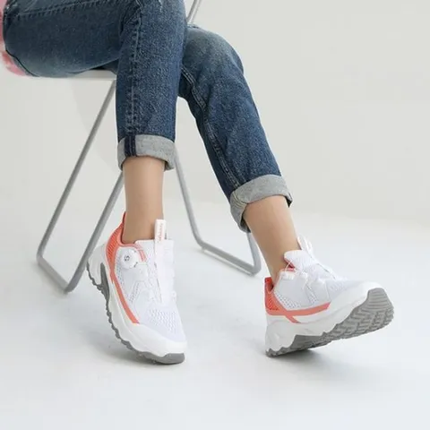 [오너클랜]인기상품 남녀커플운동화 기능성운동화 심플디자인 단