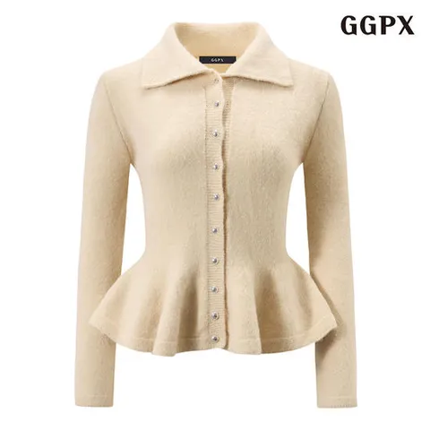 [ 롯데백화점 ]GGPX 글리터 페플럼 버튼 긴팔 가디건 (GPDCK014D)