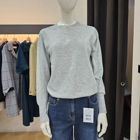 [앤클라인]소매단추 라운드 니트 AX3H4KT0830