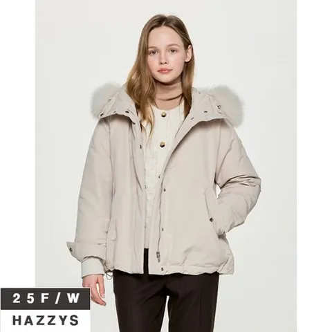 [ 현대백화점 ]헤지스여성 HSJU5D101 폭스퍼 숏 헤비 구스 다운 야상 점퍼