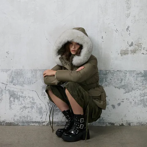 [ 롯데백화점 ][에고이스트]웨이스트 밴딩 사가퍼 구스 숏 다운점퍼 ER4TD001