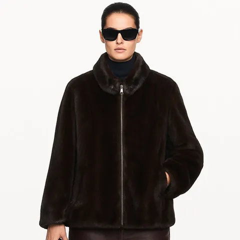 하프넥 풀스킨 휘메일 리버시블 밍크 코트_SOJK250103