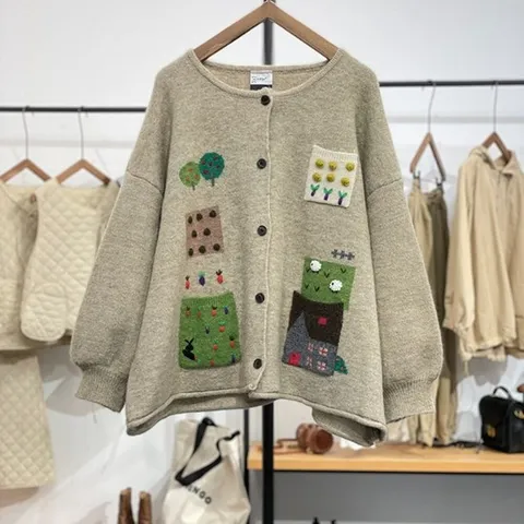 [에이시크]아뜰리에 입체패치 루즈핏 프리이엄 가디건 C25CCD987