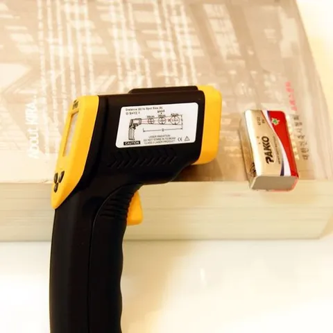 [오너클랜]인기상품 비접촉식 적외선 온도계 체온 측정기 비접촉