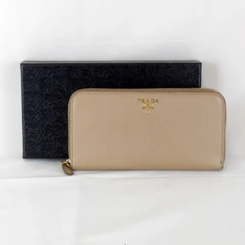 [패피스 중고명품] 프라다 사피아노 라운드 집 장지갑 롱 가죽 브라운 (W-WL-PRA-000512)