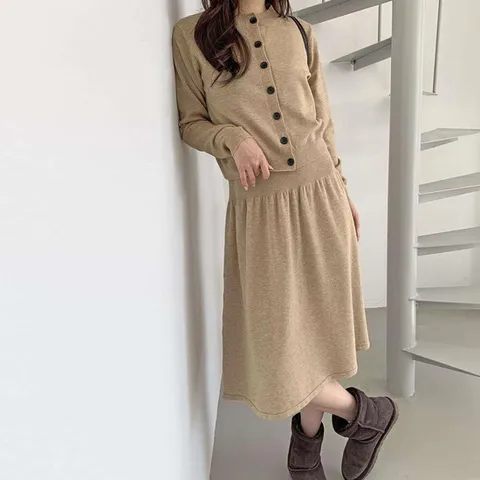 옷자락 / 여성 클래식 민소매 플레어 롱 원피스 가디건 세트