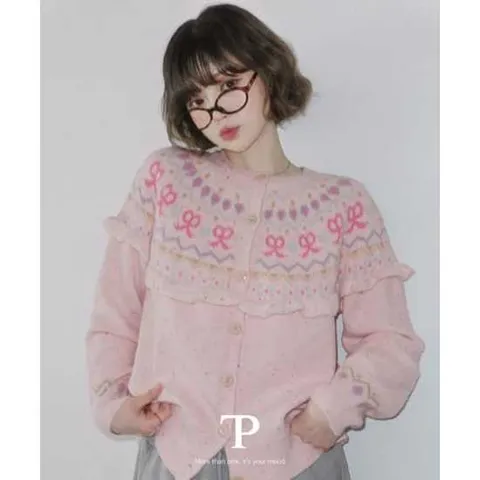 더핑크 / 누히 루즈핏 노르딕  러플 프릴 울 니트 가디건