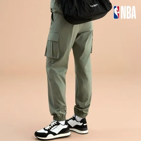 [ 롯데백화점 ]NBA  남녀공용 카고 우븐 조거 팬츠 N253PT010P카키
