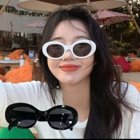 남녀공용 인싸 데일리 연예인 모찌 클래식 패션