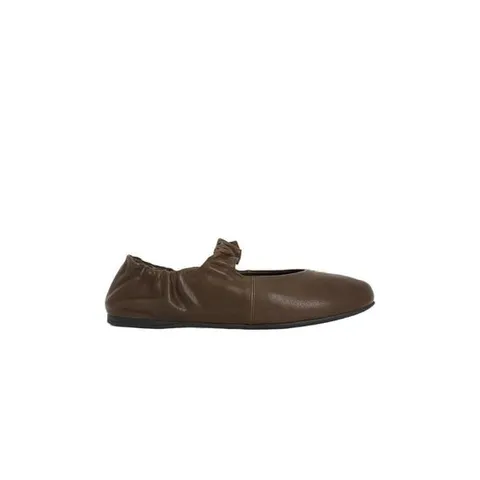 Miu Miu미우 미우 루슈 나파 레더 발레리나 브라운 5F340E-EFX-F0NBL