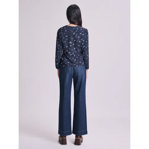 [빈폴레이디스][B. my] 플라워 패턴 빅 칼라 셔링 블라우스 - 네