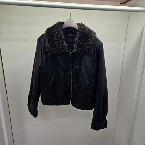 샐리 HC36 에리털가죽쟈겟 Sp0 15918 64fr