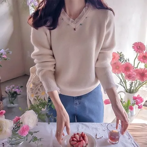 [리린]앤마틸다 쥬얼리넥 소매프릴 여리핏 니트 [2color]