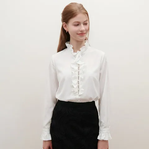 [SATIN] 프릴 하이넥 클래식 블라우스 S261S296