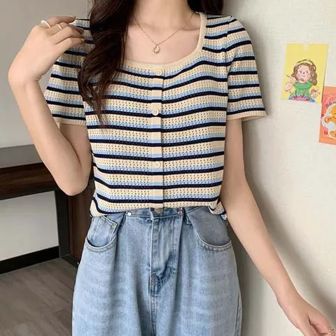 가디건 모양의 스트라이프 반팔 데일리 여자 티셔츠 카라티
