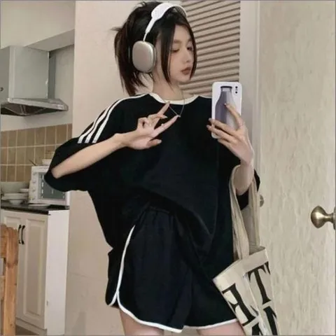 [의류] 트레이닝 세트 반팔 셋업 복장 운동복 반바지