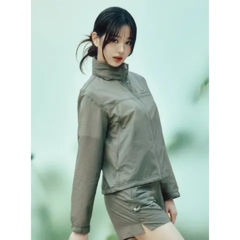 [ 롯데백화점 ](장원영 착용) VALLEY (밸리) 여성 경량 방풍 자켓 DWM23102