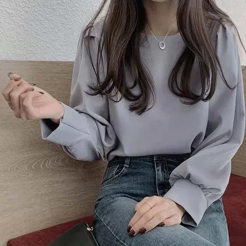 여자 청순한 스타일 라운드넥 어깨 셔링 포인트 깔끔한 블라우스