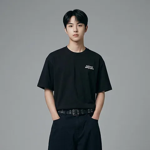 내셔널지오그래픽 N262UTS901 소로나 쿨 그리핀 세미오버핏 반팔 티셔츠 BLACK