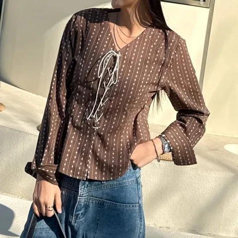 여자 아일렛 레이스업 리본 보헤미안 플라워 블라우스