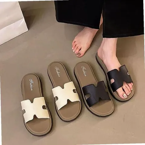 여자 외출 사무실 나들이 여름 비치 슬리퍼