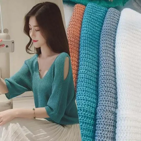 어깨 트임 v넥 니트