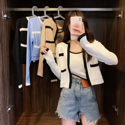 나시 세트 소프트 배색 데일리 가디건 페미닌룩