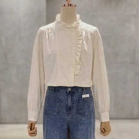 [ 롯데백화점 ][에이비에프지]프릴 하이넥 블라우스 AZA2QB33