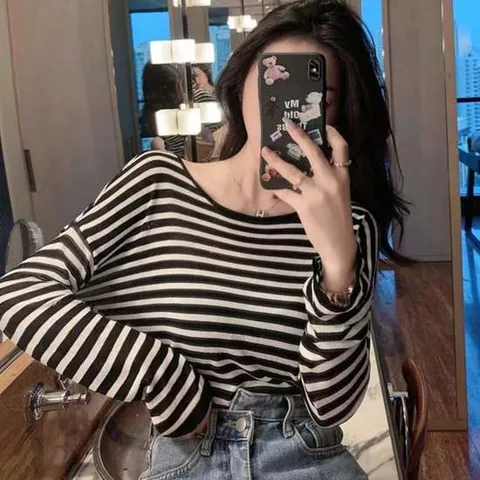 데일리 단가라루즈티 여리핏 스트라이프 긴팔티셔츠