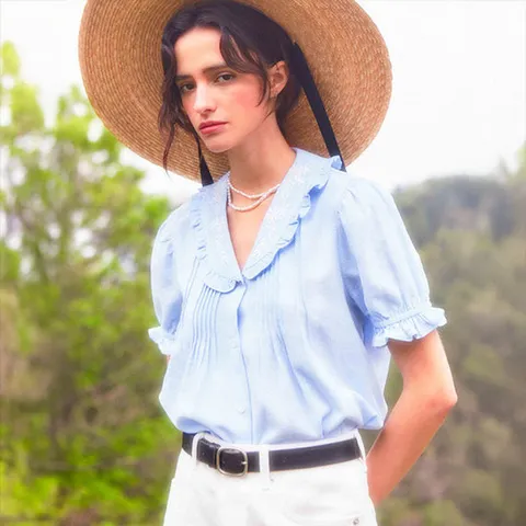[ 롯데백화점 ][바이탈싸인] Embroidered Pintuck Puff Blouse [Lightblue]