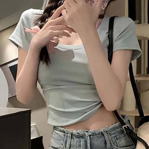크롭 긴팔 긴팔티 코디 반팔티 오버핏 라운드티셔츠