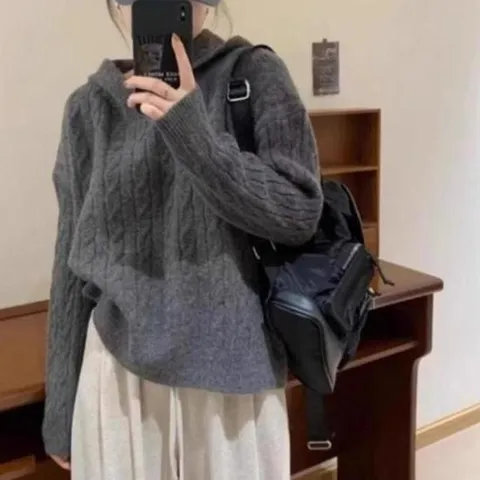 [의류] 여성 오버핏 루즈핏 긴팔 케이블 꽈배기 니트 후드티셔츠