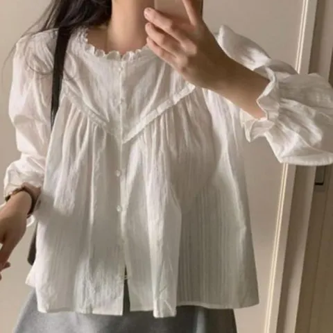 이쁘다요 라운드 블라우스 펀칭 레이스
