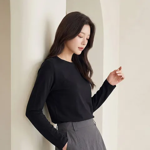 PAT 레터링 자수 티셔츠_1J85381