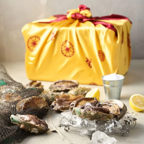 완도전복 대 16~17마리 1.2kg 보자기포장_국내양식산[E1417W]