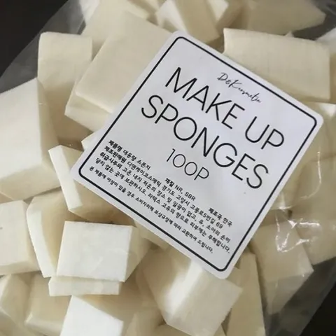 대용량 화이트 삼각웨지 퍼프 100p