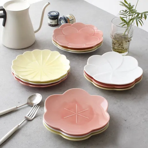 [일본수입] 오다포터리 플라워 접시 17cm - 4type 3color