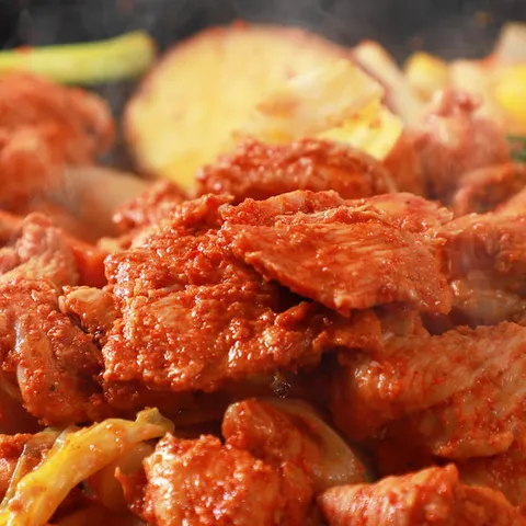 [봄내푸드]국내산 닭으로 만든 순살 춘천닭갈비 500 x 2팩 (총 1kg)