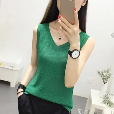 [이쁘다] 브이넥 니트 슬리브리스