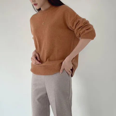 [어반프랑] 파르 라쿤 라운드 루즈핏 니트