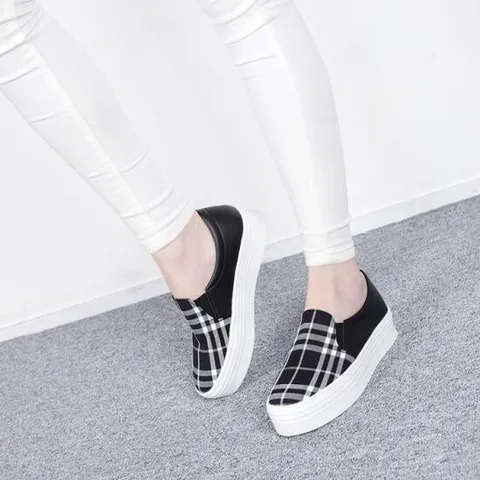 [신꼬가]국산 여자 키높이 통굽 끈없는 슬립온 운동화